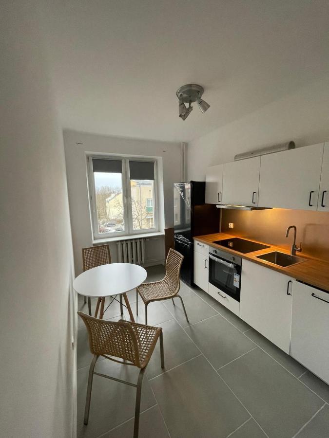 キェルツェApartament Pieszaアパートメント エクステリア 写真